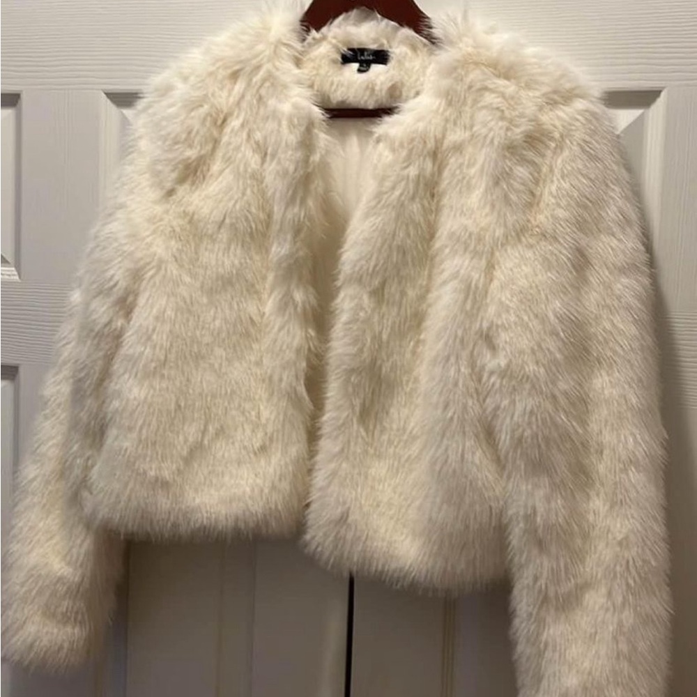 Lulus Ivory Faux Fur Cropped Jacket